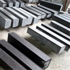 Black granite kerb